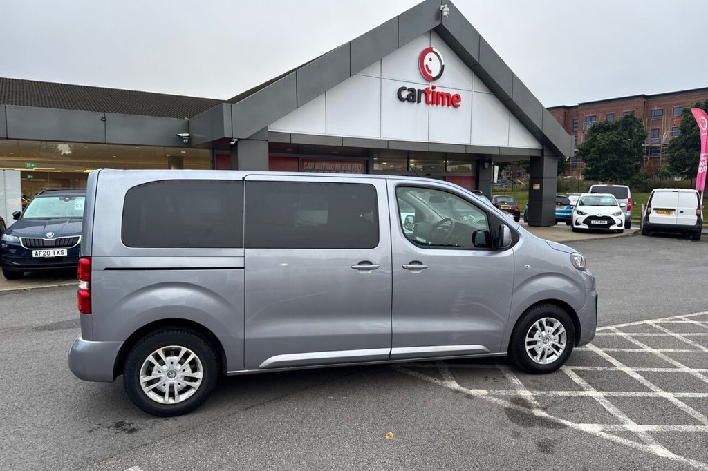 Used Peugeot Traveller 2021 for sale - 76509619: Photo 50