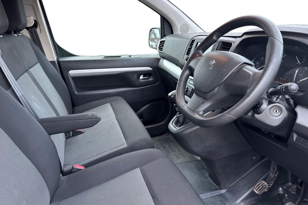 Used Peugeot Traveller 2021 for sale - 76509619: Photo 9