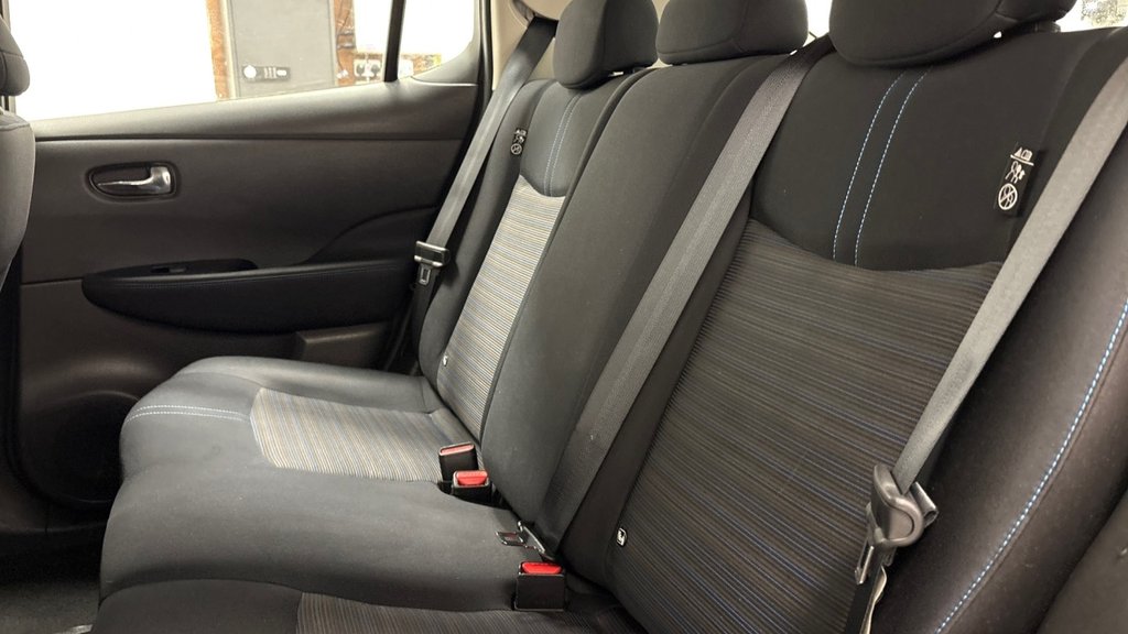 Used Nissan Leaf 2020 for sale - 76454150: Photo 7