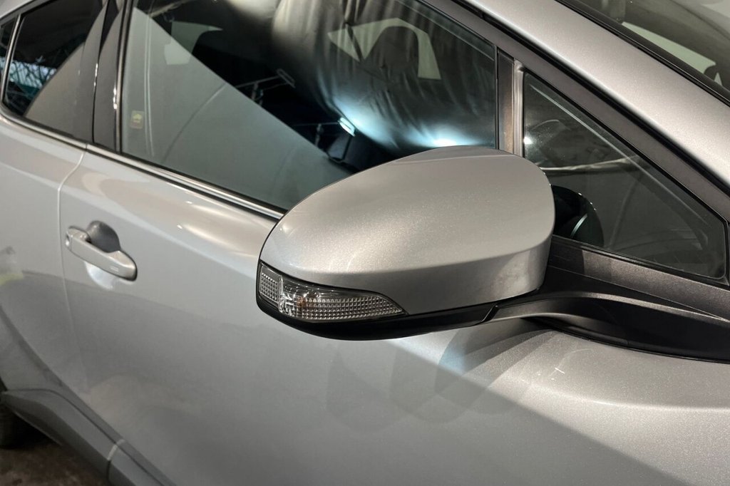 Used Toyota C-HR 2022 for sale - 77672797: Photo 21