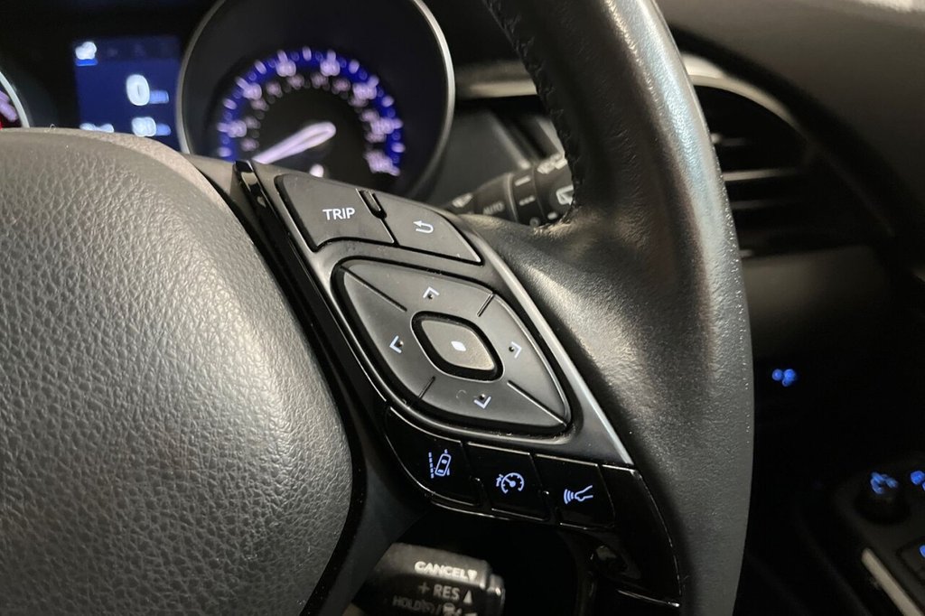 Used Toyota C-HR 2022 for sale - 77672797: Photo 27