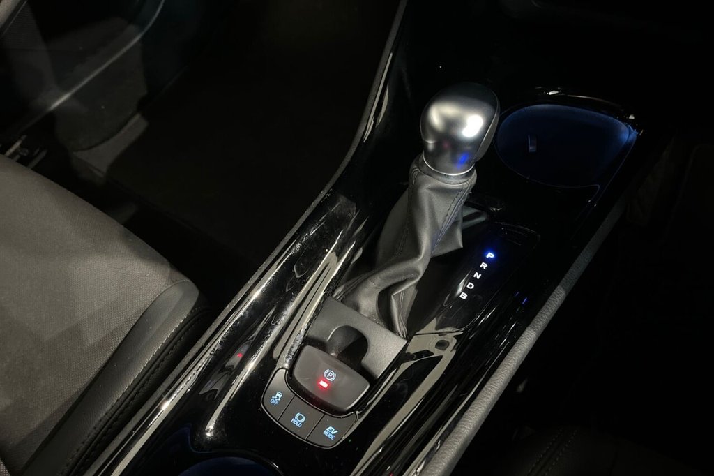 Used Toyota C-HR 2022 for sale - 77672797: Photo 36