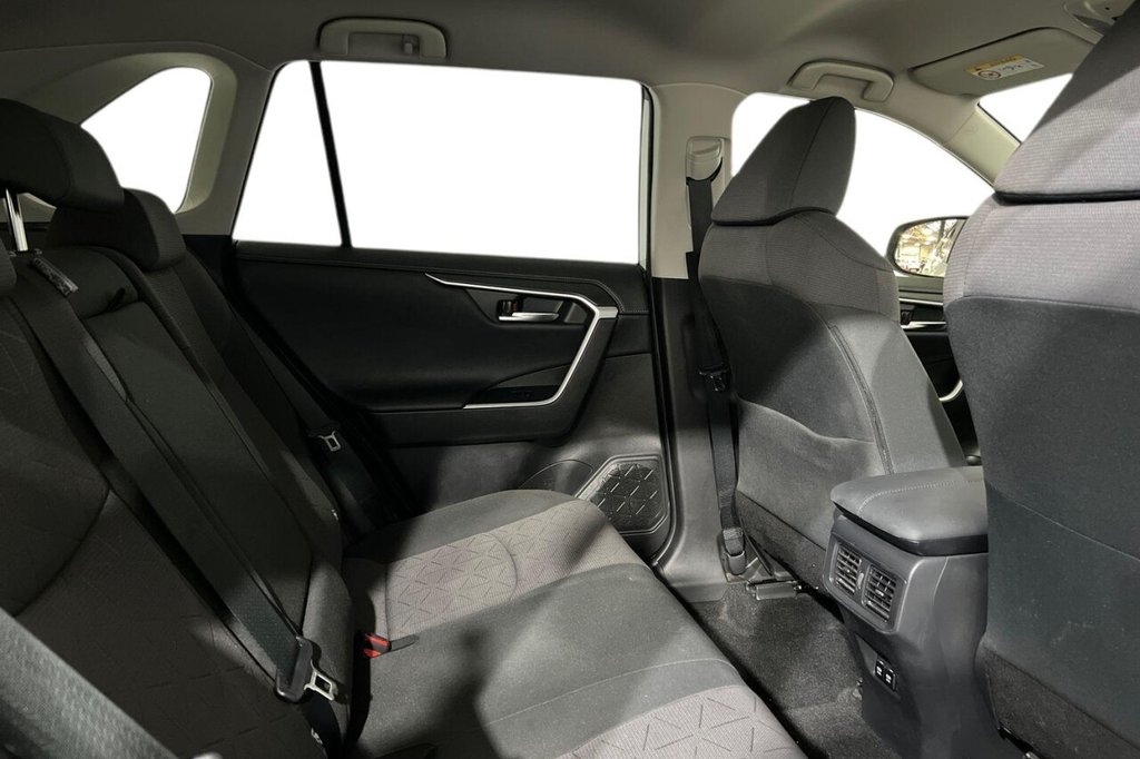 Used Toyota RAV4 2020 for sale - 76105764: Photo 10