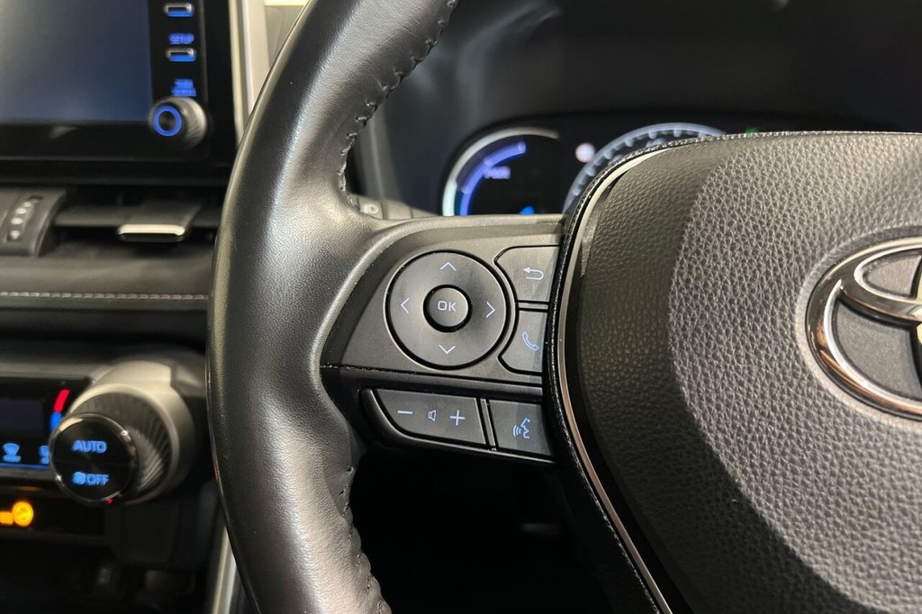 Used Toyota RAV4 2020 for sale - 76105764: Photo 25