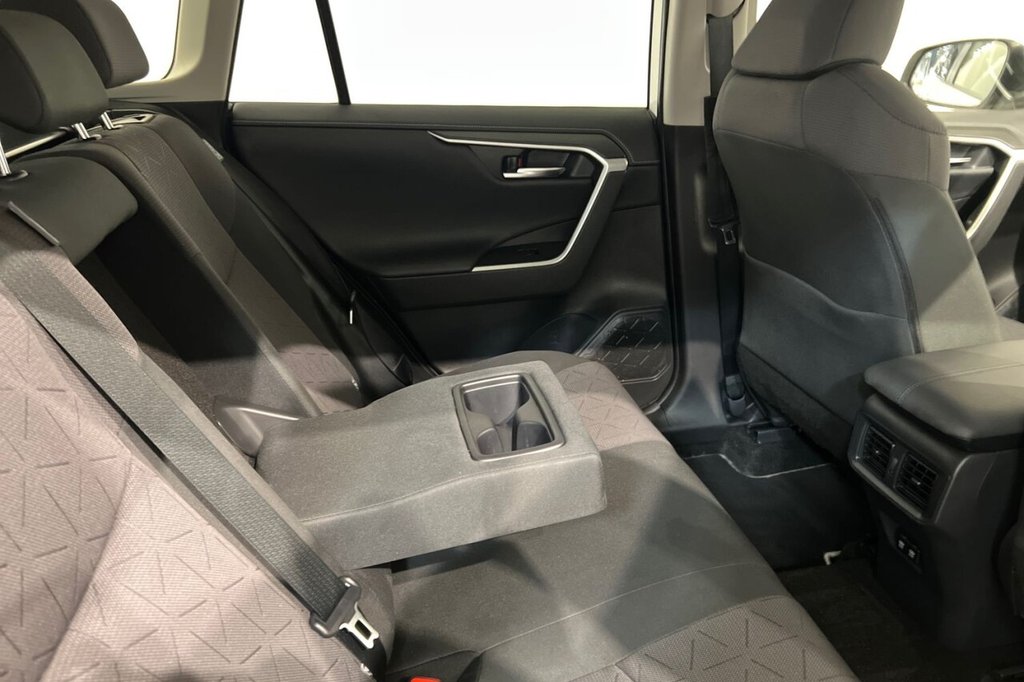 Used Toyota RAV4 2020 for sale - 76105764: Photo 34