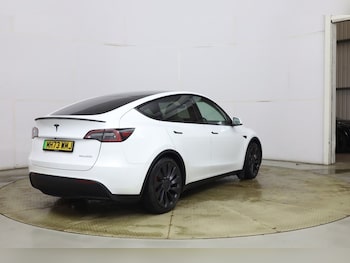 Used Tesla Model Y 2024 for sale - 77880264: Photo