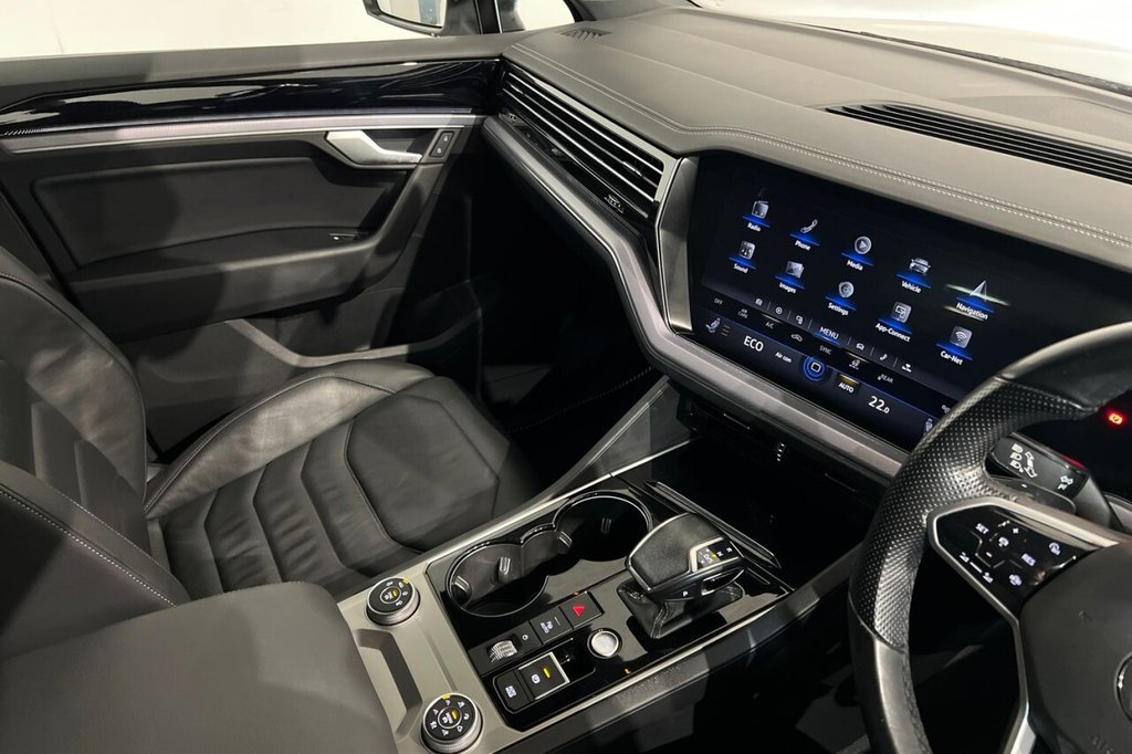 Used Volkswagen Touareg 2020 for sale - 77218482: Photo 38