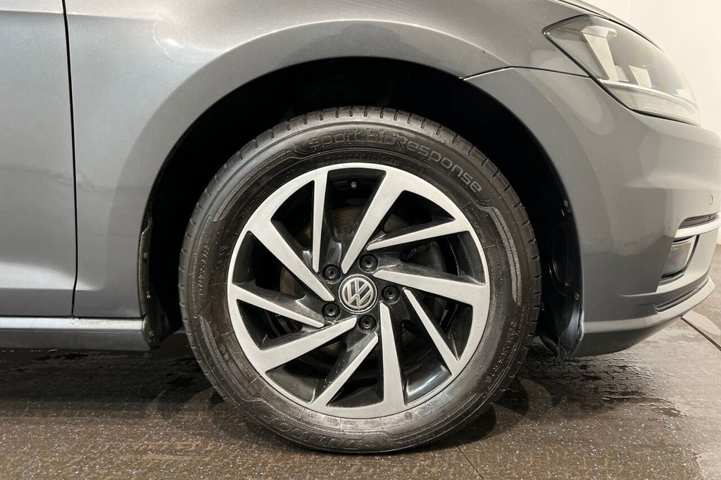 Used Volkswagen Golf 2019 for sale - 76509723: Photo 14