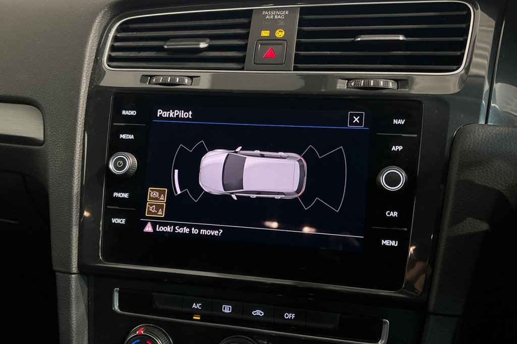 Used Volkswagen Golf 2019 for sale - 76509723: Photo 17