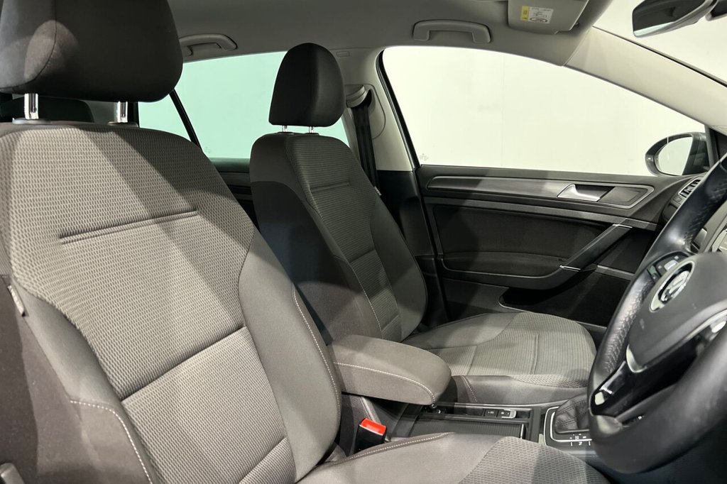 Used Volkswagen Golf 2019 for sale - 76509723: Photo 24