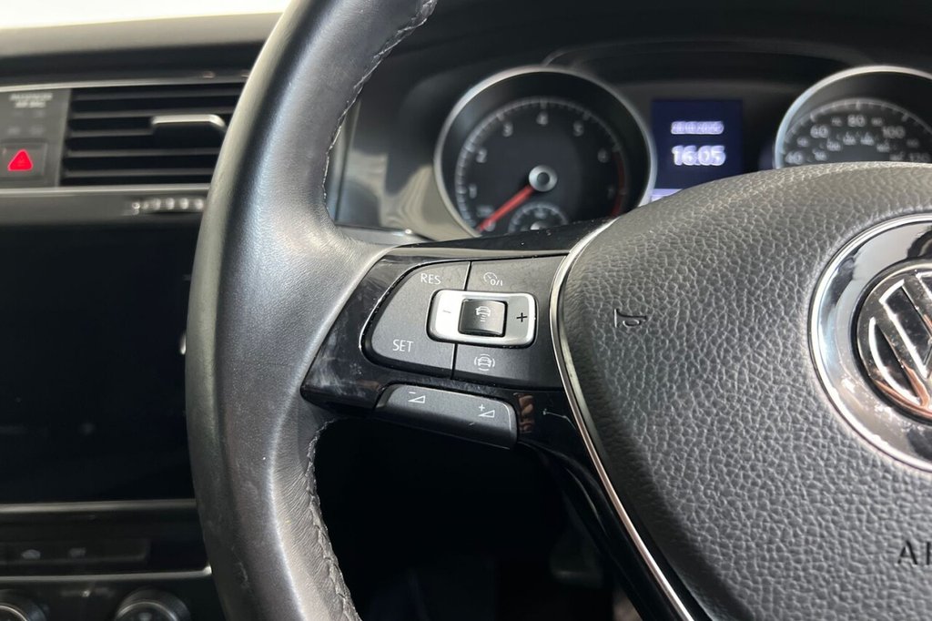 Used Volkswagen Golf 2019 for sale - 76509723: Photo 26