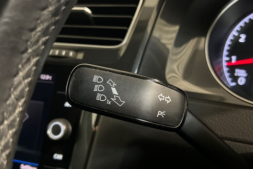 Used Volkswagen Golf 2019 for sale - 76509723: Photo 28