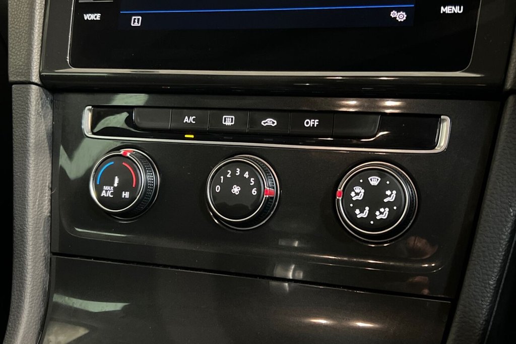 Used Volkswagen Golf 2019 for sale - 76509723: Photo 31