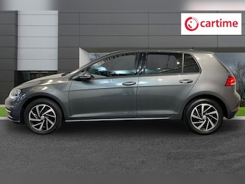 Used Volkswagen Golf 2019 for sale - 76509723: Photo