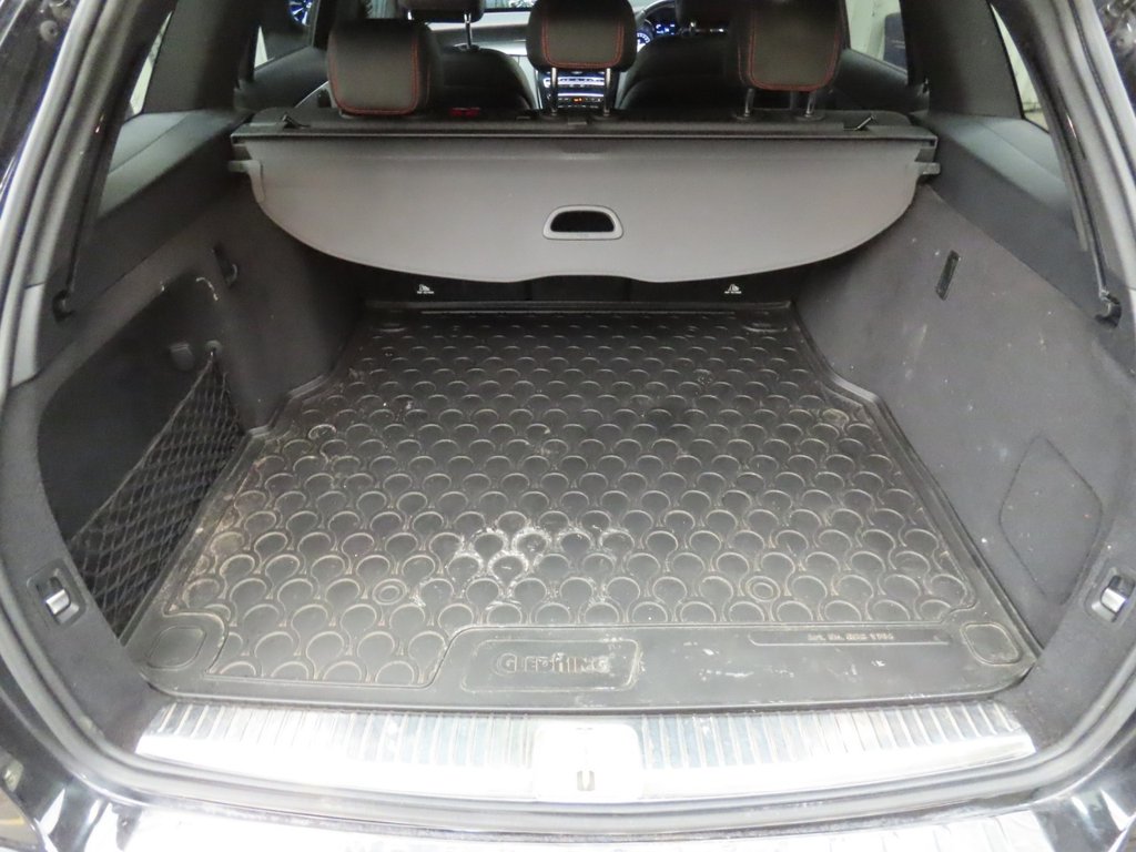 Used Mercedes-Benz C Class 2019 for sale - 77621824: Photo 11