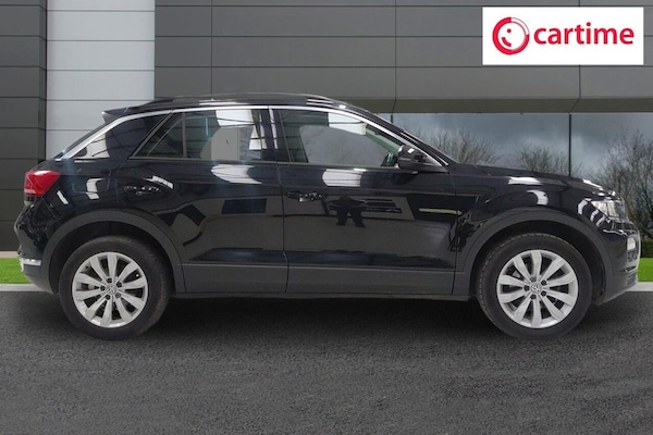 Used Volkswagen T-Roc 2018 for sale - 76074097: Photo 2