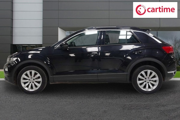 Used Volkswagen T-Roc 2018 for sale - 76074097: Photo 3