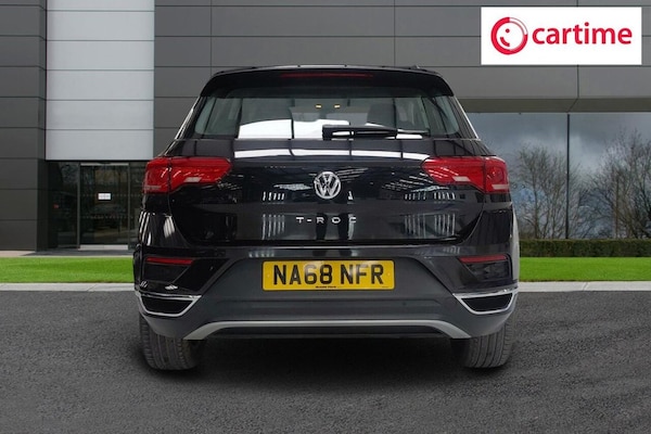 Used Volkswagen T-Roc 2018 for sale - 76074097: Photo 6