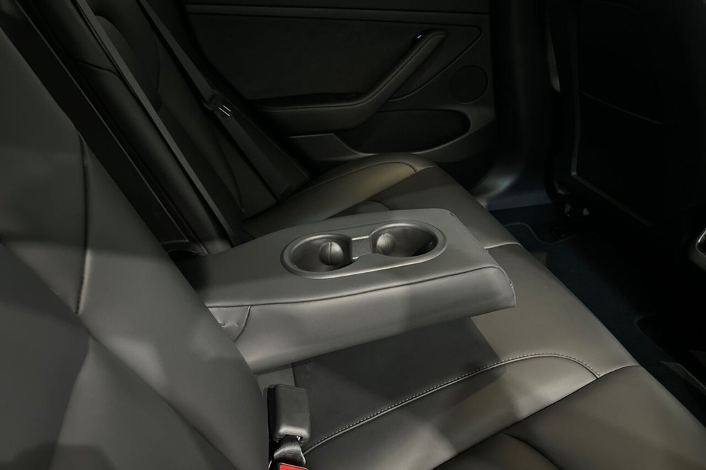 Used Tesla Model 3 2021 for sale - 76724365: Photo 32