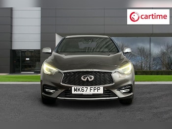 Used Infiniti Q30 2017 for sale - 75765676: Photo