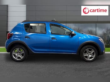 Used Dacia Sandero Stepway 2019 for sale - 79680188: Photo