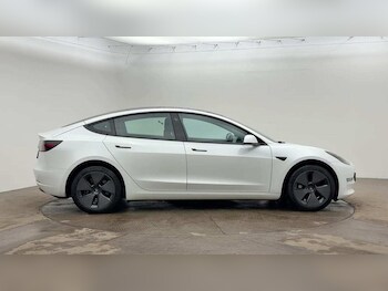 Used Tesla Model 3 2023 for sale - 77835283: Photo