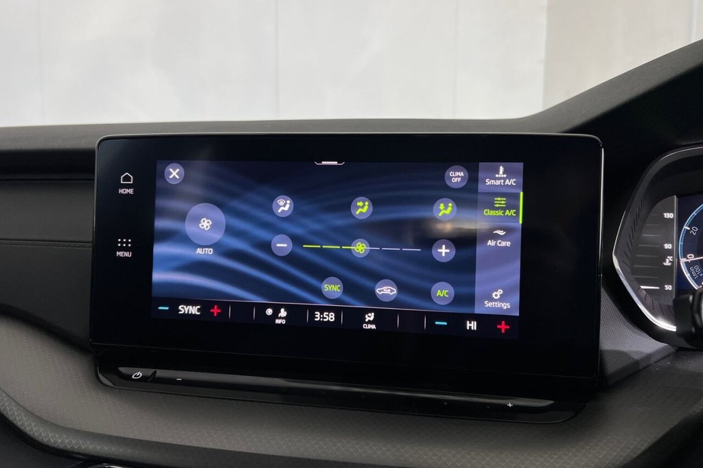 Used Skoda Octavia 2023 for sale - 76454264: Photo 32