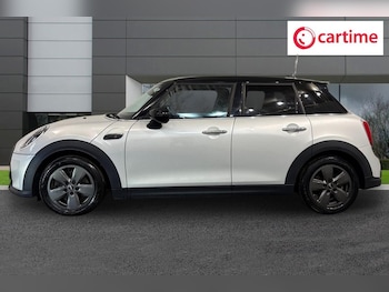 Used MINI Hatch 2022 for sale - 79276565: Photo