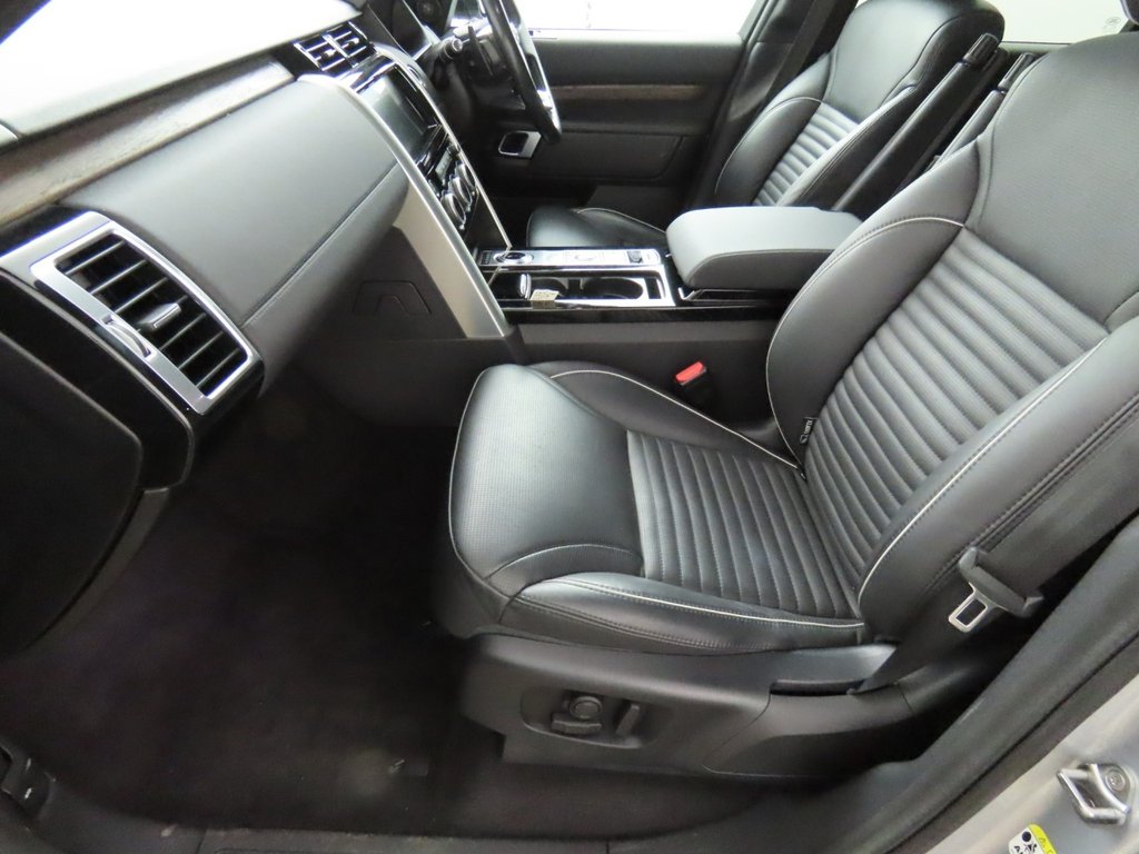 Used Land Rover Discovery 2018 for sale - 77621424: Photo 12