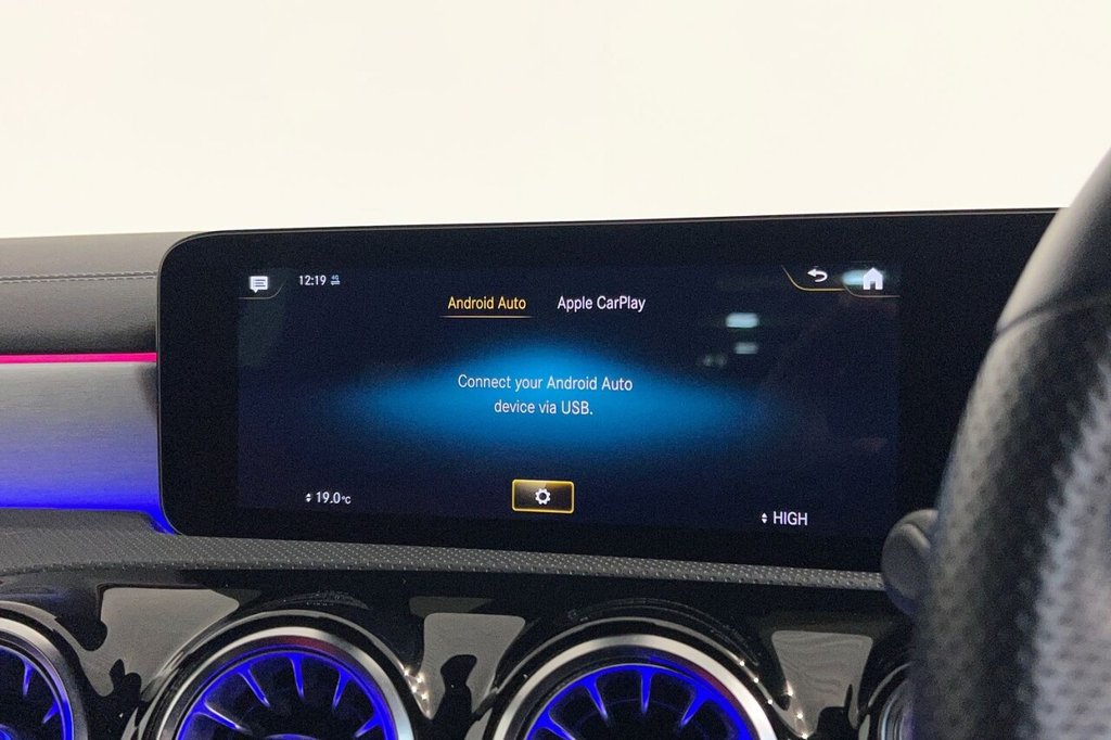 Used Mercedes-Benz CLA 2022 for sale - 76400426: Photo 32