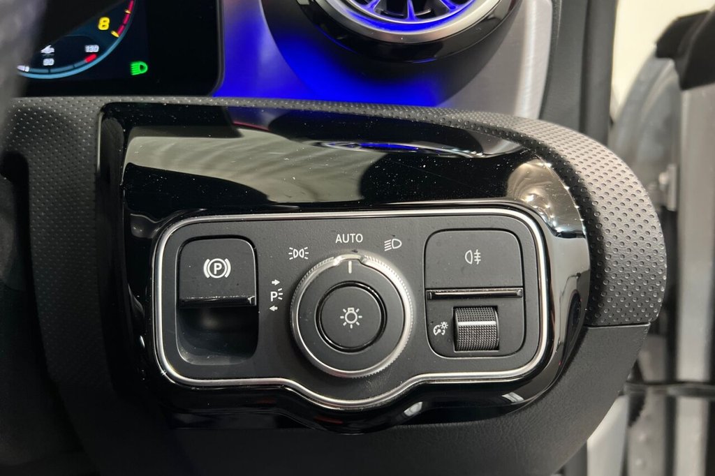 Used Mercedes-Benz CLA 2022 for sale - 76400426: Photo 37