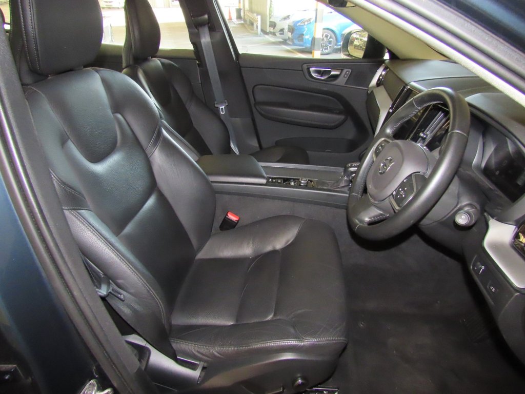 Used Volvo XC60 2019 for sale - 76962707: Photo 9