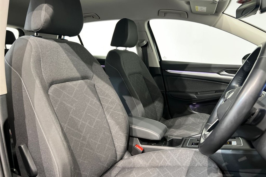 Used Volkswagen Golf 2022 for sale - 76389796: Photo 21