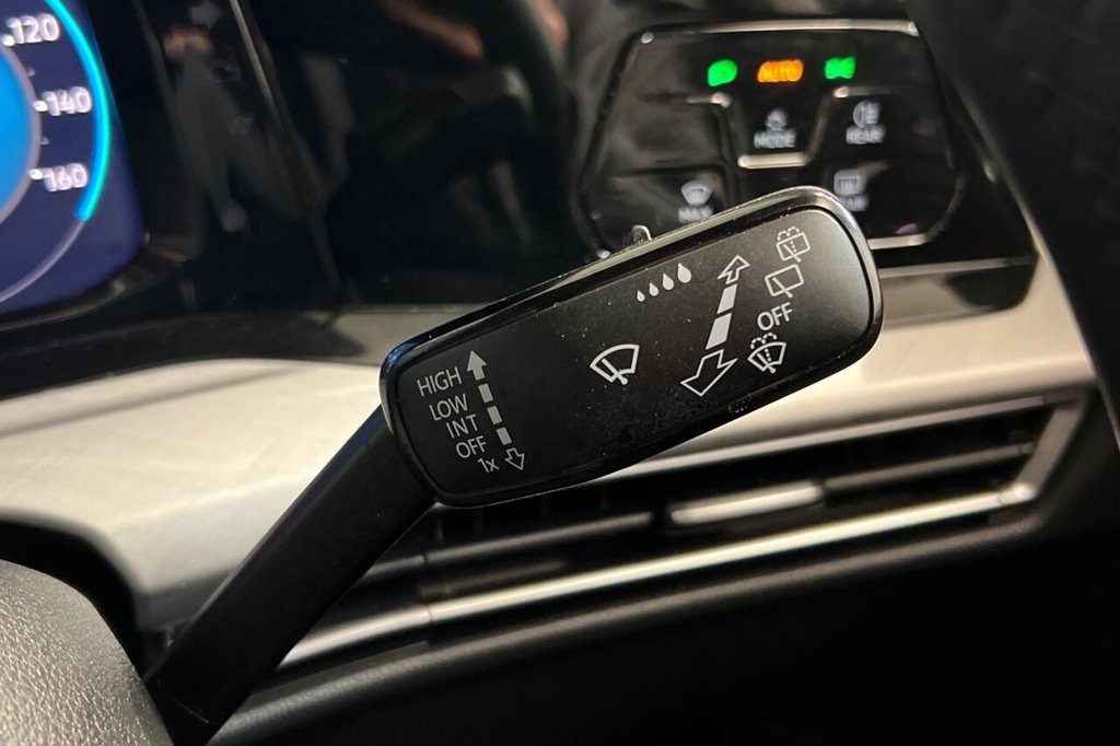 Used Volkswagen Golf 2022 for sale - 76389796: Photo 27