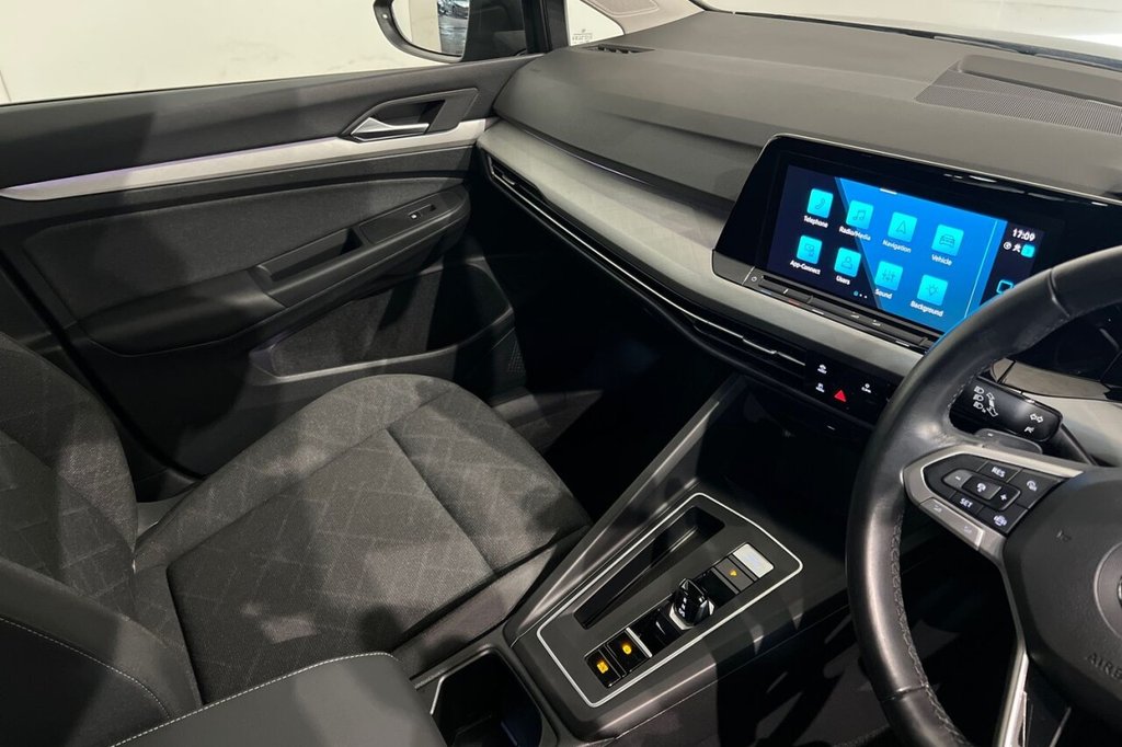 Used Volkswagen Golf 2022 for sale - 76389796: Photo 35