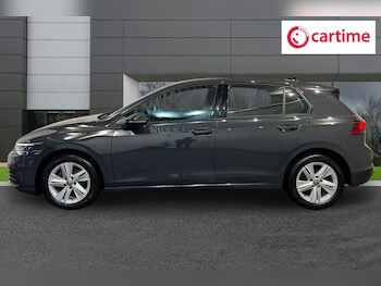 Used Volkswagen Golf 2022 for sale - 76389796: Photo