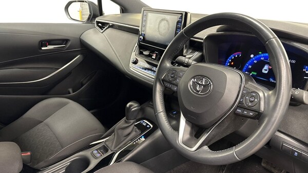 Used Toyota Corolla 2021 for sale - 76210322: Photo 5