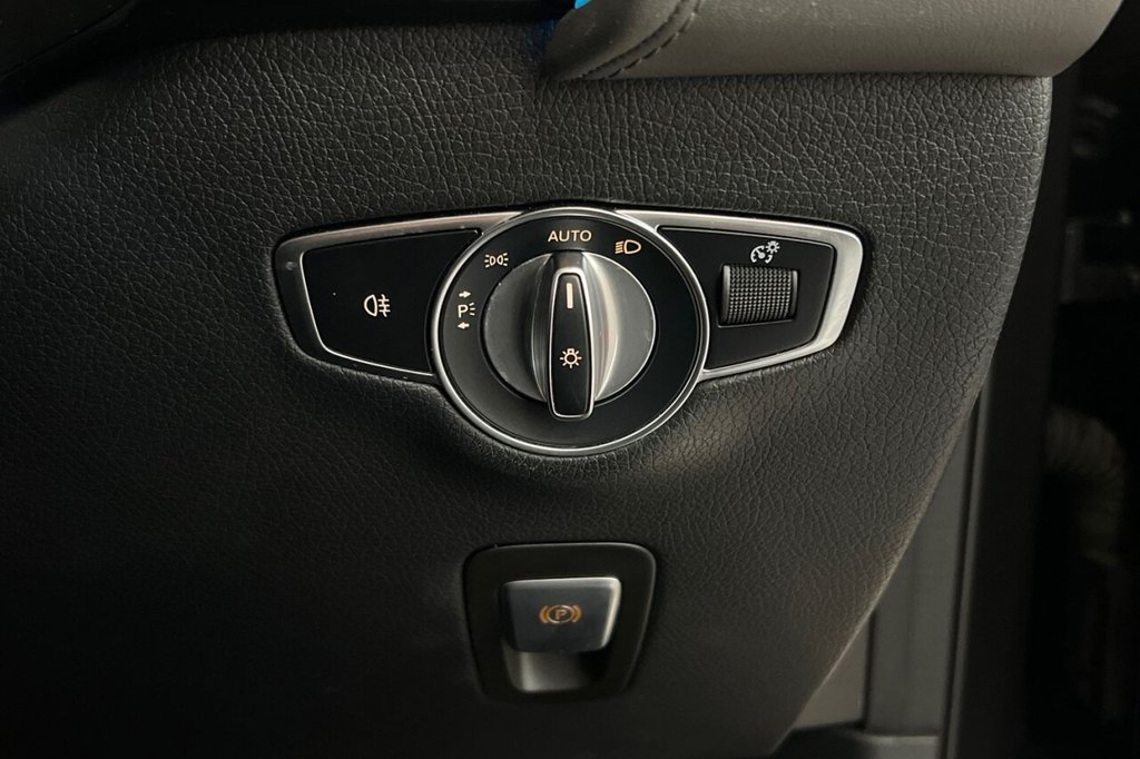 Used Mercedes-Benz EQC 2020 for sale - 77145607: Photo 40