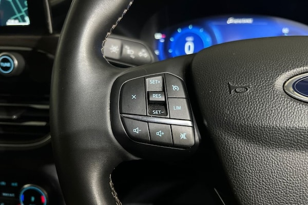 Used Ford Kuga 2023 for sale - 74917108: Photo 26