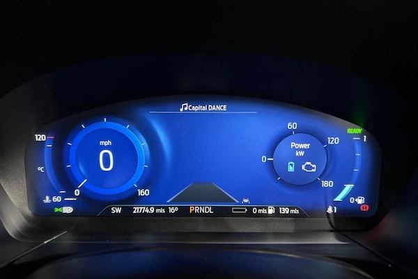 Used Ford Kuga 2023 for sale - 74917108: Photo 30