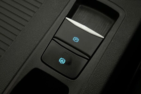 Used Ford Kuga 2023 for sale - 75087013: Photo 43