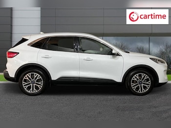 Used Ford Kuga 2022 for sale - 76039295: Photo 2