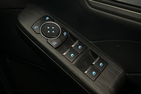 Used Ford Kuga 2022 for sale - 76039295: Photo 31