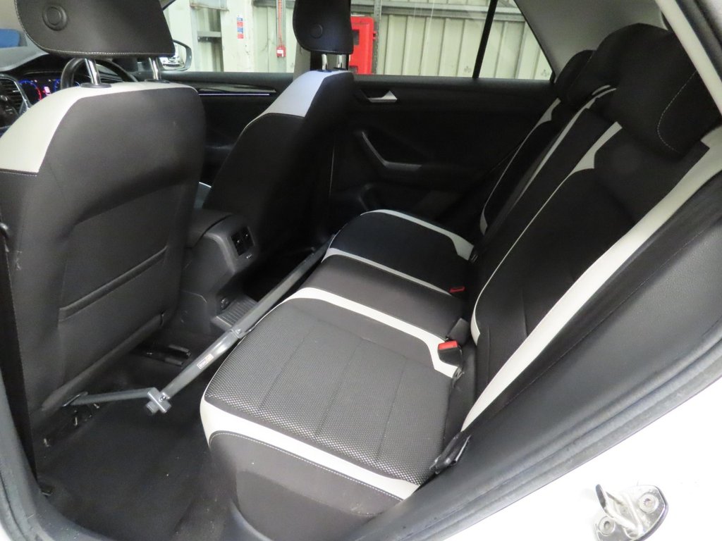 Used Volkswagen T-Roc 2018 for sale - 77879985: Photo 5