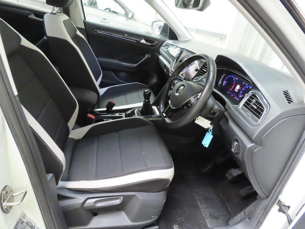 Used Volkswagen T-Roc 2018 for sale - 77879985: Photo 9
