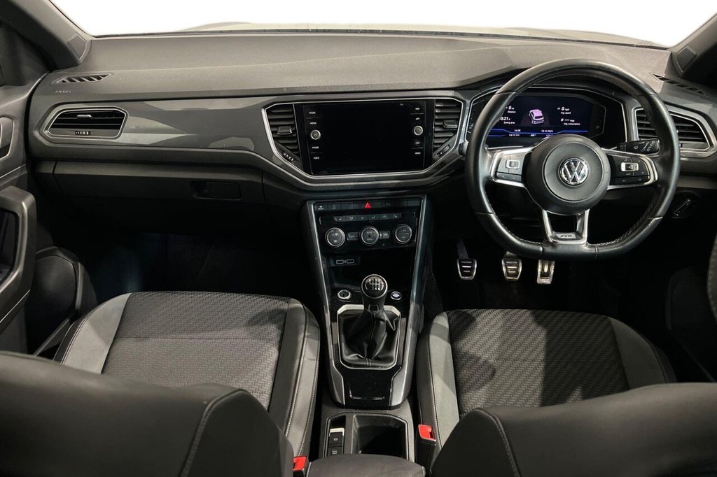 Used Volkswagen T-Roc 2019 for sale - 76962789: Photo 12