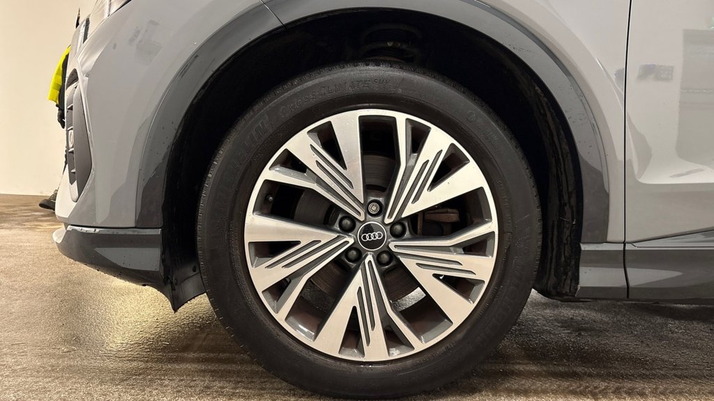 Used Audi Q4 e-tron 2021 for sale - 77835585: Photo 4