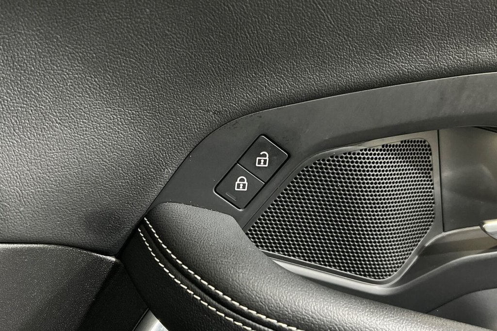 Used Jaguar E-Pace 2021 for sale - 76745091: Photo 37