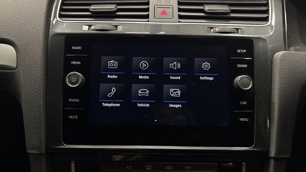 Used Volkswagen Golf 2019 for sale - 76923752: Photo 11