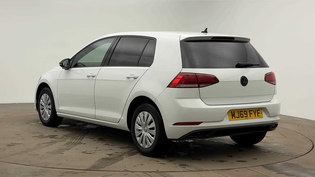 Used Volkswagen Golf 2019 for sale - 76923752: Photo 3